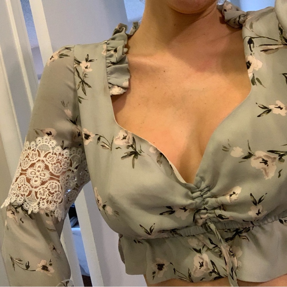 Cropped top